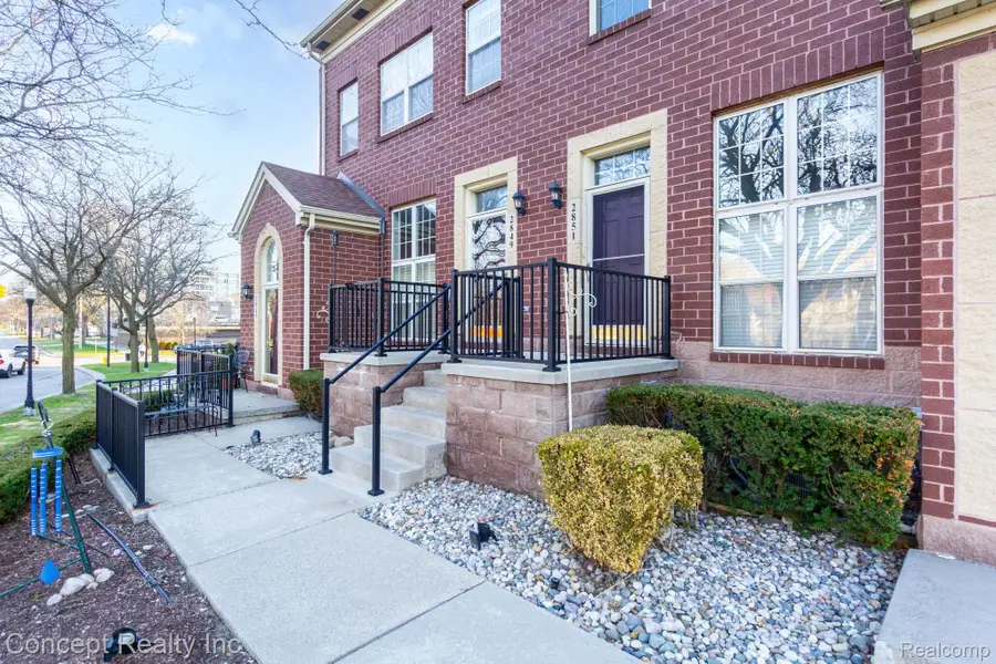 2851 Biddle Avenue, Wyandotte, MI 48192 - #3