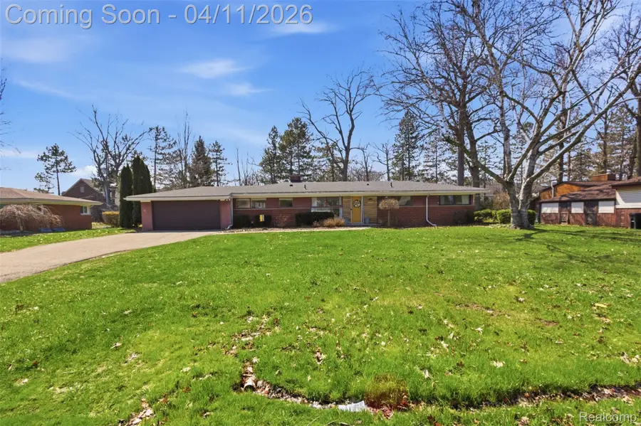 29601 Gilchrest Street, Farmington, MI 48334 - #2