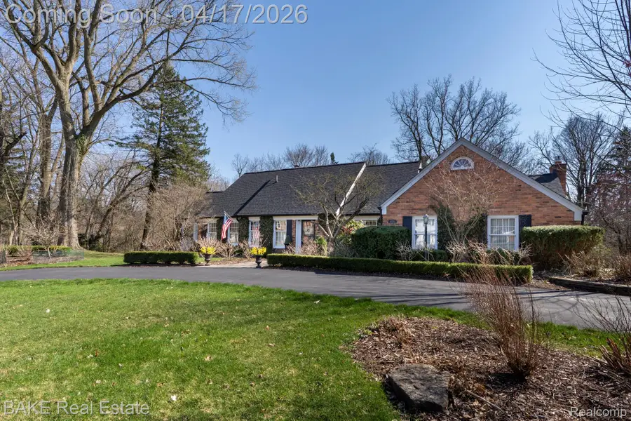 46287 Pickford Street, Northville, MI 48168 - #3