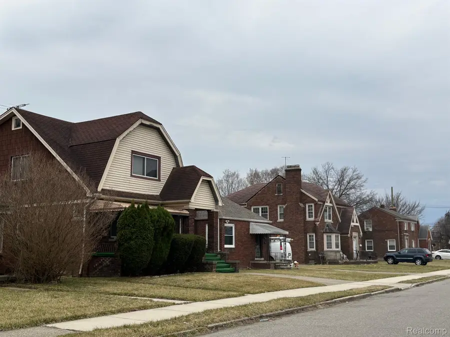 11783 Kenmoor Street, Detroit, MI 48205 - #2