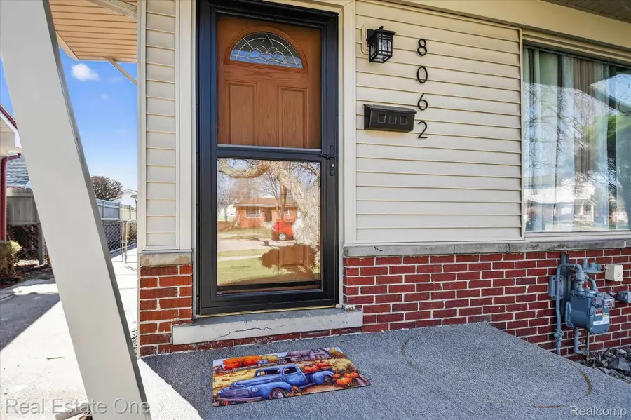 8062 Campbell Street, Taylor, MI 48180 - #3