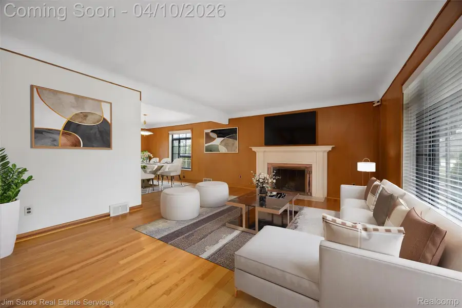 1101 Torrey Road, Grosse Pointe Woods, MI 48236 - #3