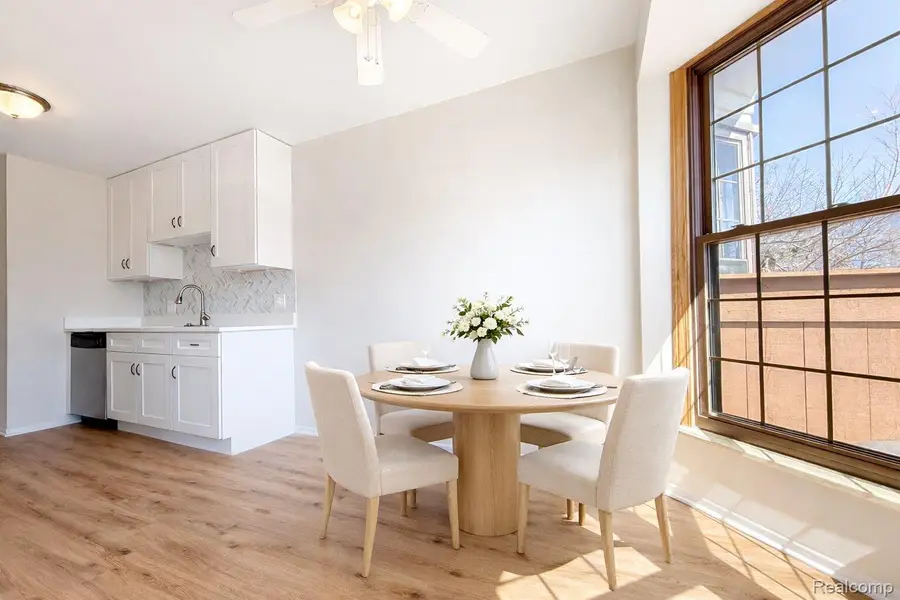 22211 Pondview #Unit 27, Novi, MI 48375 - #3