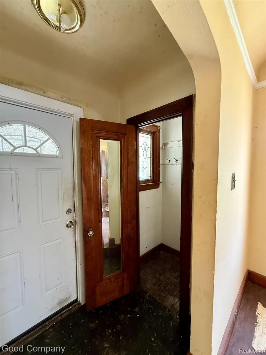 12761 Corbett Street Se, Detroit, MI 48213 - #2