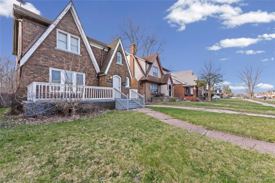13100 Wilshire Drive, Detroit, MI 48213 - #2