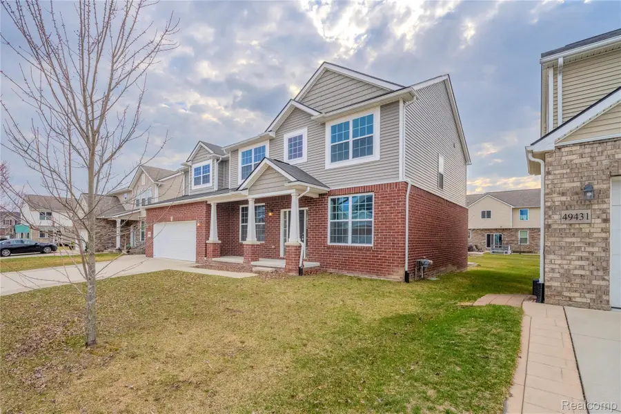 49407 Katelynn, Shelby, MI 48317 - #2