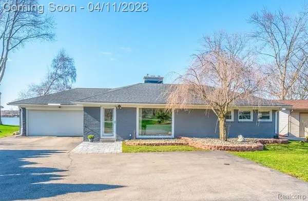 47969 Merle Court, Belleville, MI 48111