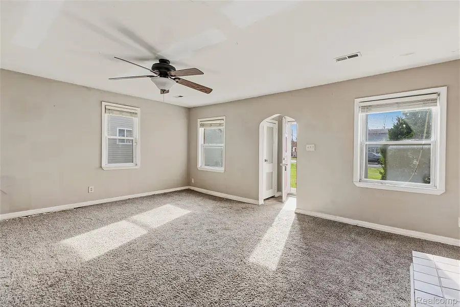 33524 Duncan, Fraser, MI 48026 - #3