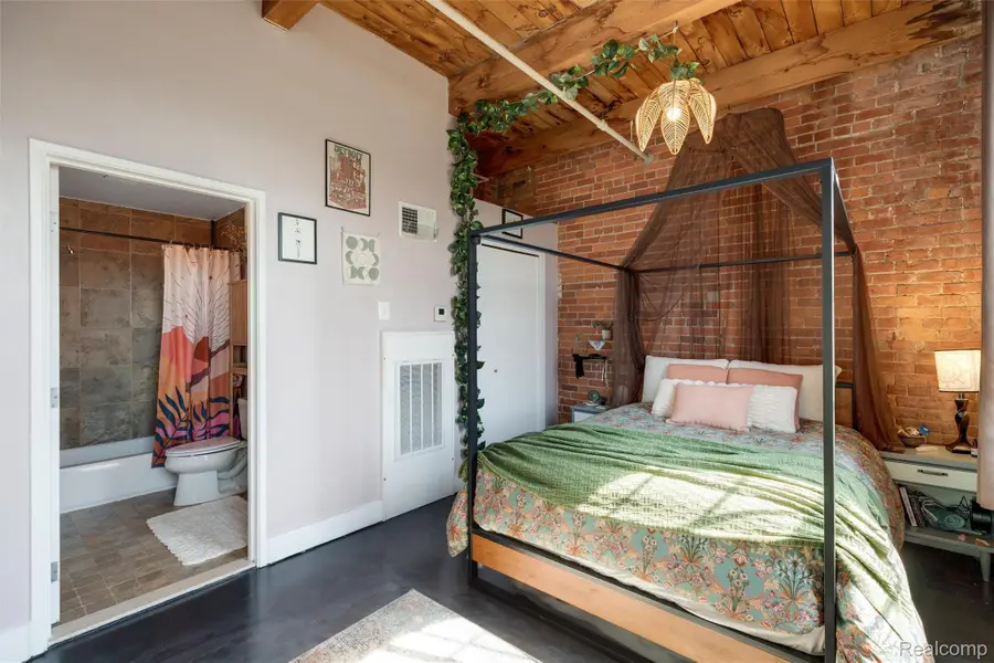 6533 E Jefferson #312, Detroit, MI 48207 - #3