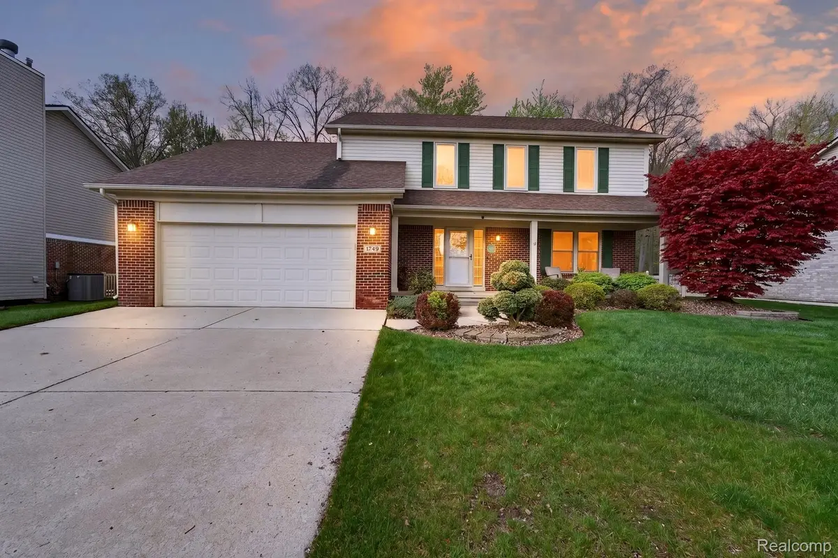 21746 Hildebrandt Drive, Brownstown, MI 48134 - #1