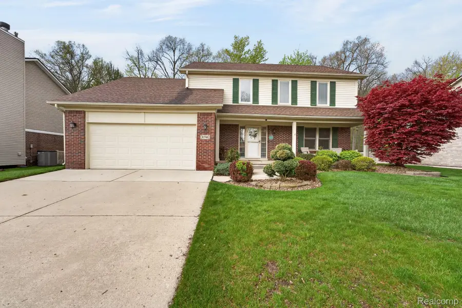 21746 Hildebrandt Drive, Brownstown, MI 48134 - #2