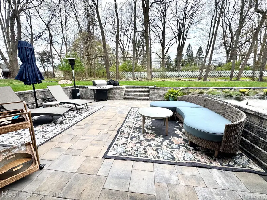 2757 Limerick Lane, Troy, MI 48098 - #3