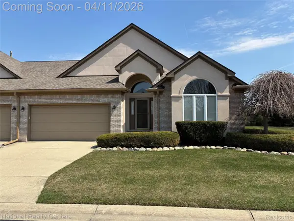 52242 Mitchell Lane #18, Macomb, MI 48042
