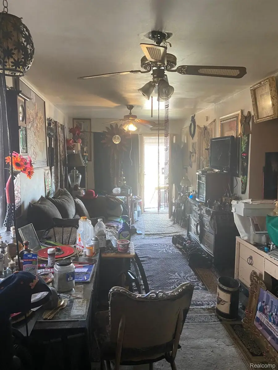 109 E Bishop Avenue, Flint, MI 48505 - #2