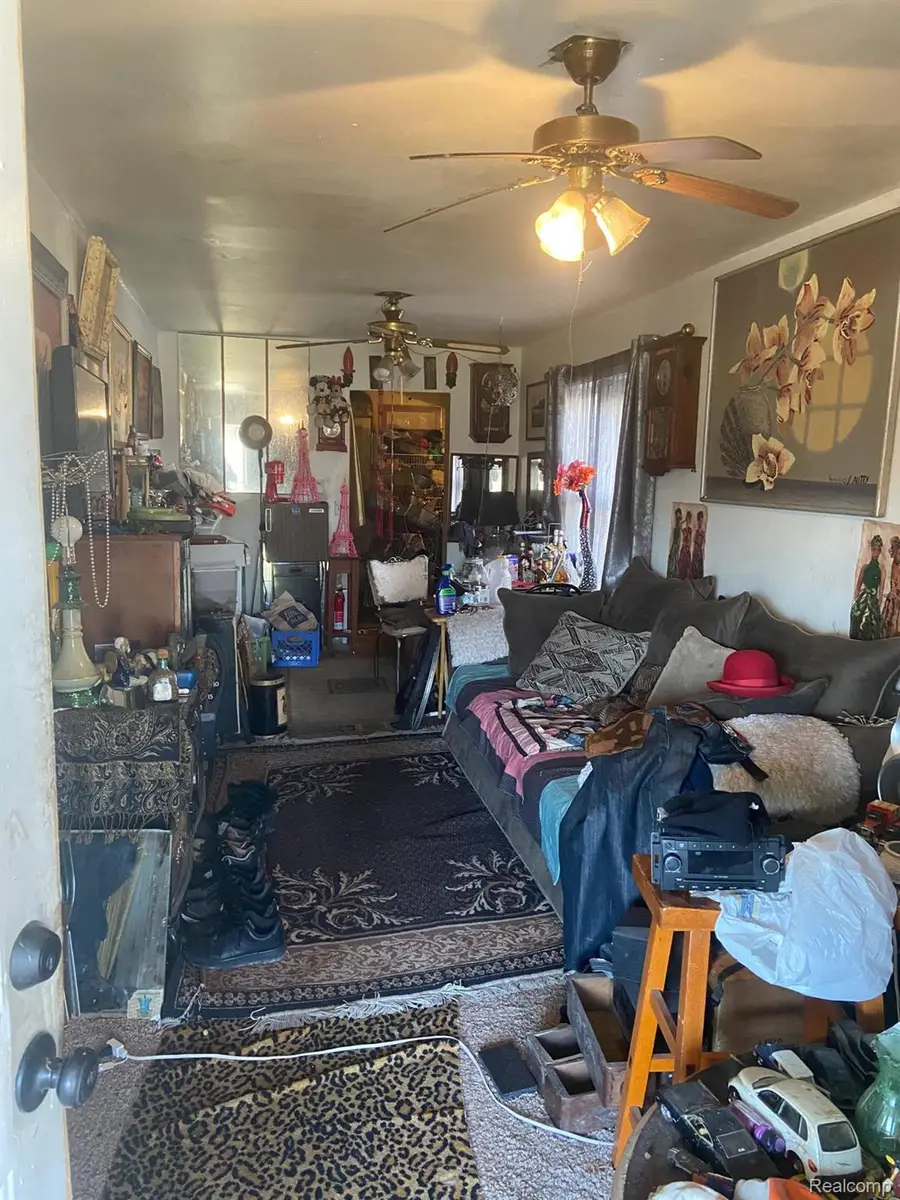 109 E Bishop Avenue, Flint, MI 48505 - #3