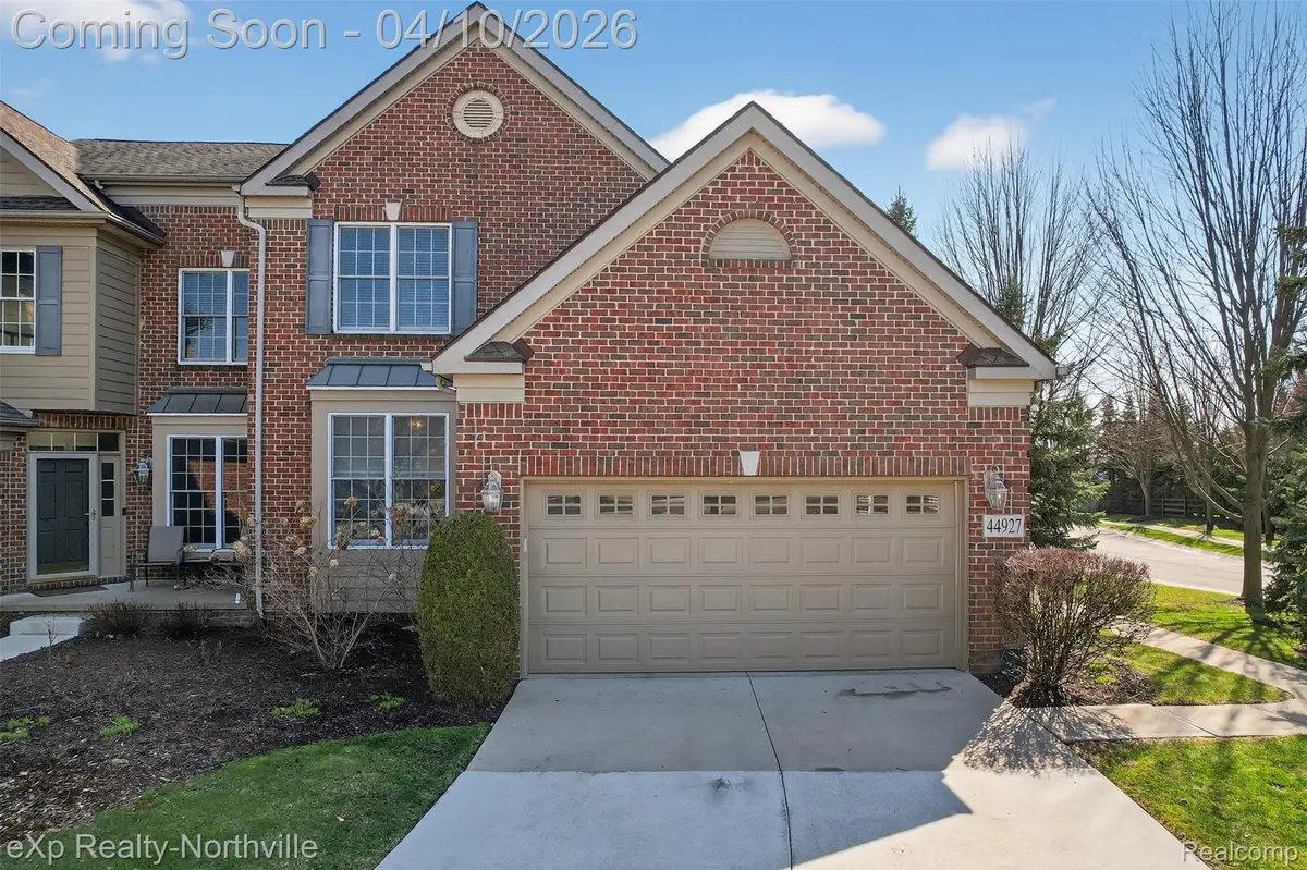 44927 Broadmoor Circle S, Northville, MI 48168 - #1