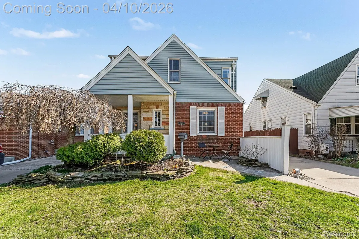 713 Riverbank Street, Lincoln Park, MI 48146 - #1
