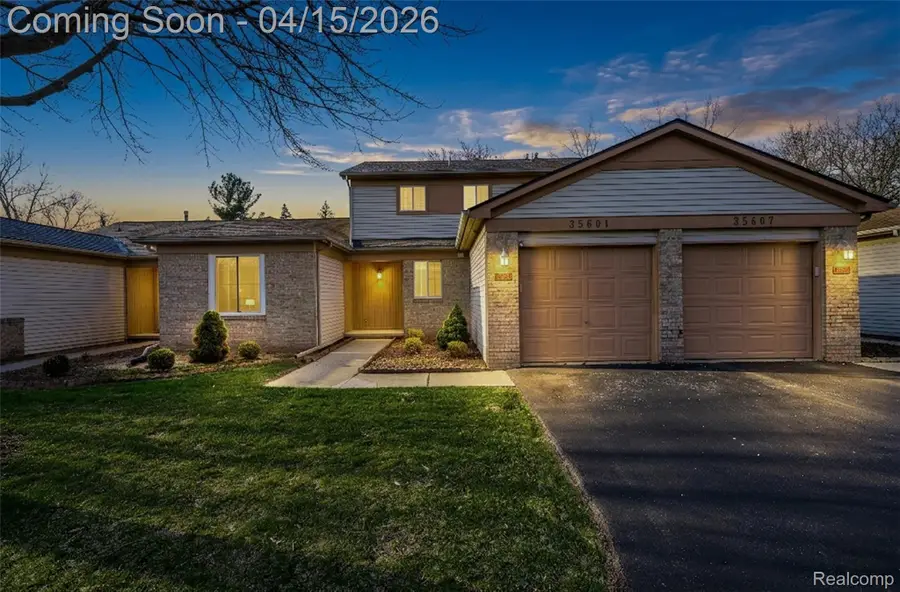 35601 Pheasant Lane, Westland, MI 48185 - #2