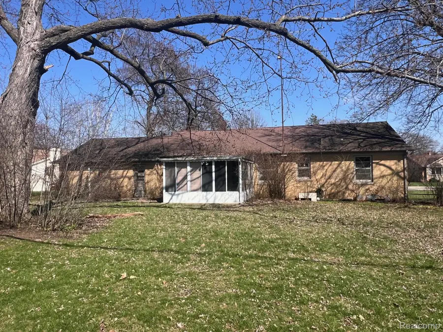 505 Dartmouth Drive, Durand, MI 48429 - #3