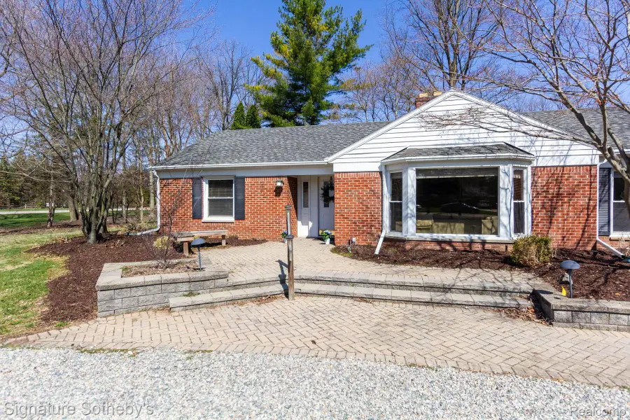 21890 Hampton Street, Southfield, MI 48025 - #2