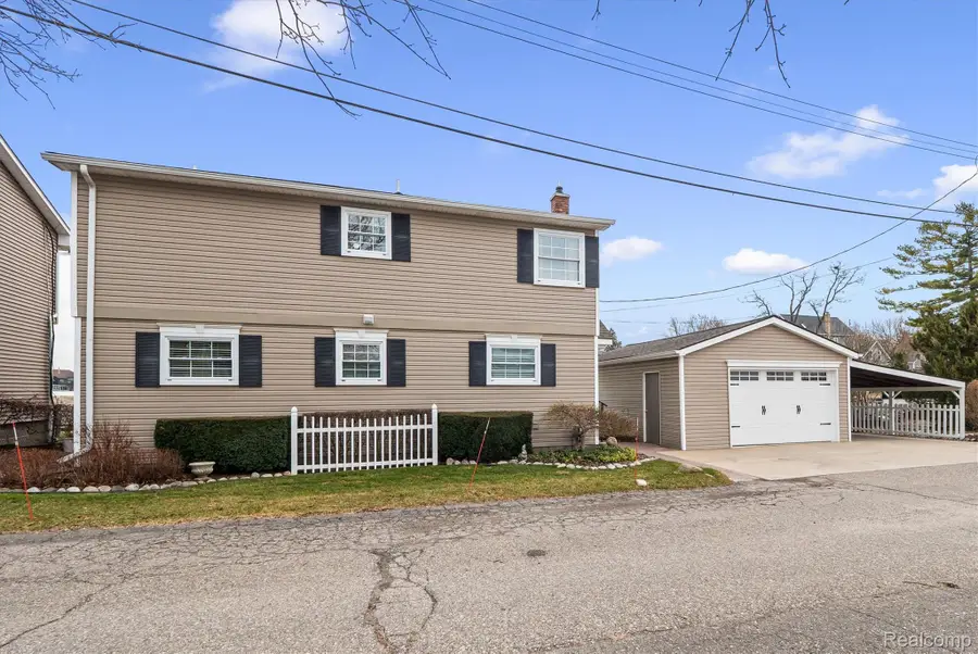 231 O'connor Street, Lake Orion, MI 48362 - #2