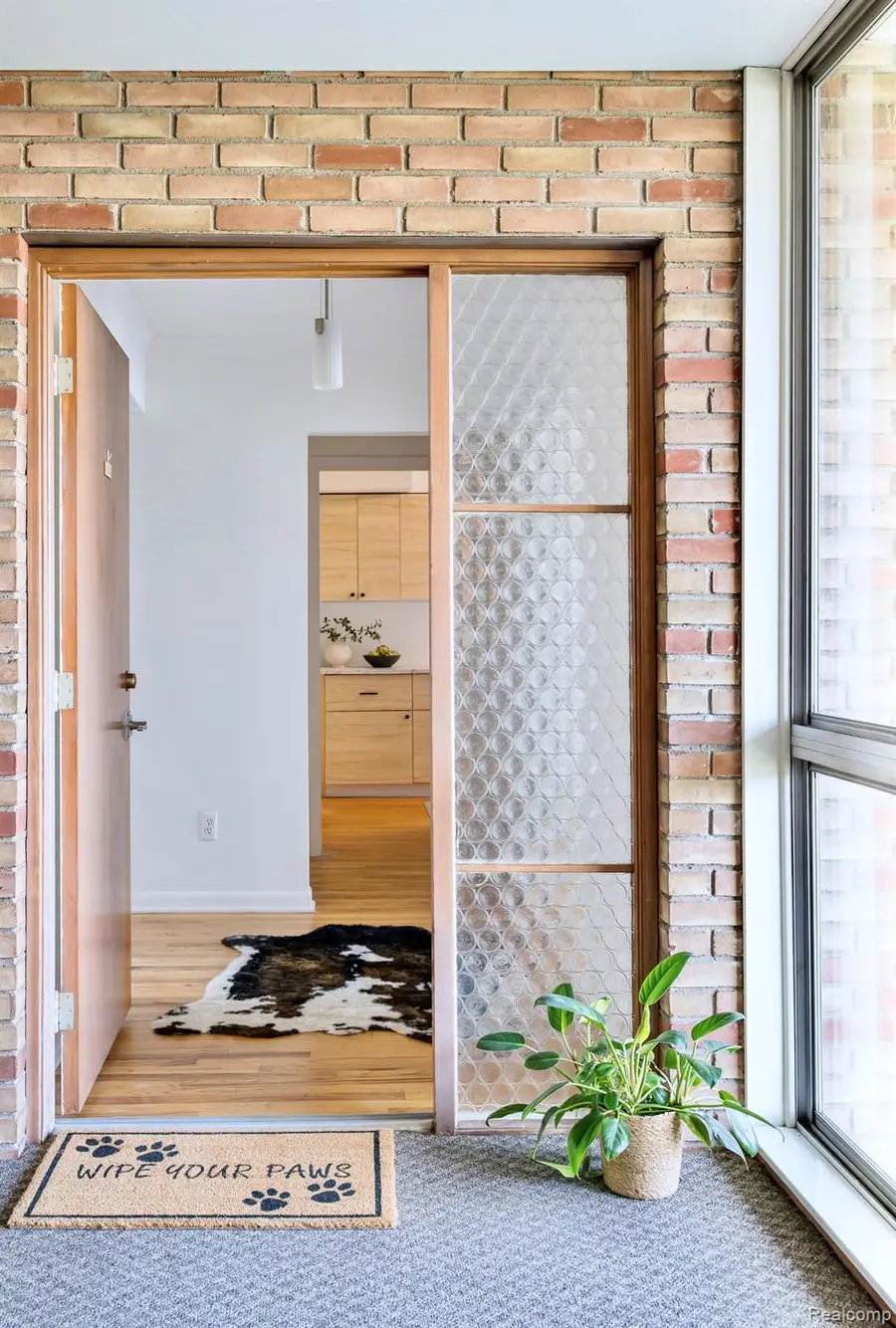 4049 W Maple Road #A205, Bloomfield, MI 48301 - #2