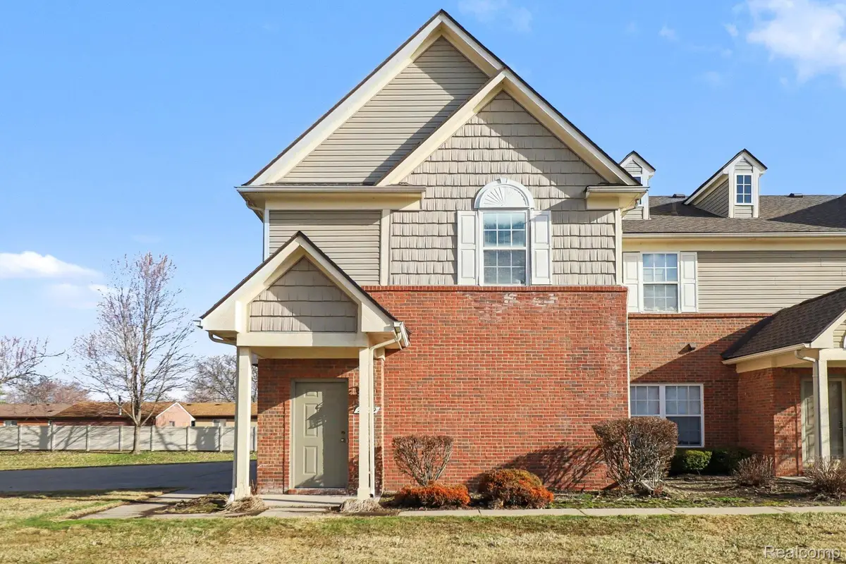 20049 Hidden Oaks Drive, Trenton, MI 48183 - #1