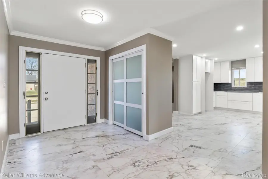 17005 Westland Avenue, Southfield, MI 48075 - #3