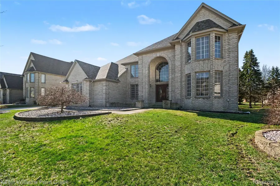 2146 Meadow Reed Drive, Sterling Heights, MI 48314 - #3