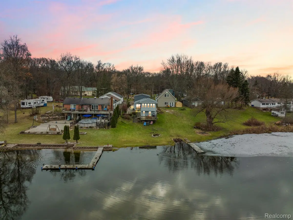 3529 Lakeview Drive, Ortonville, MI 48462 - #1