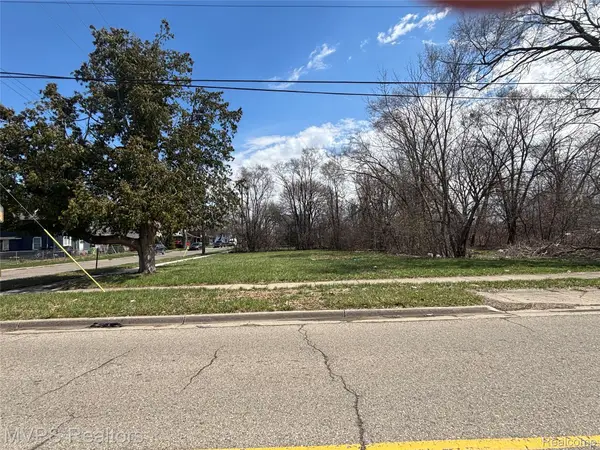 51 S South Paddock Street, Pontiac, MI 48342