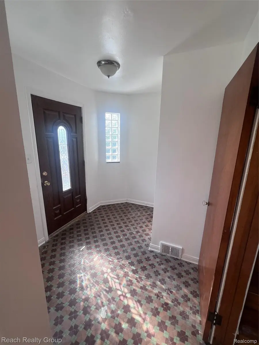 4331 Balfour Road, Detroit, MI 48224 - #3