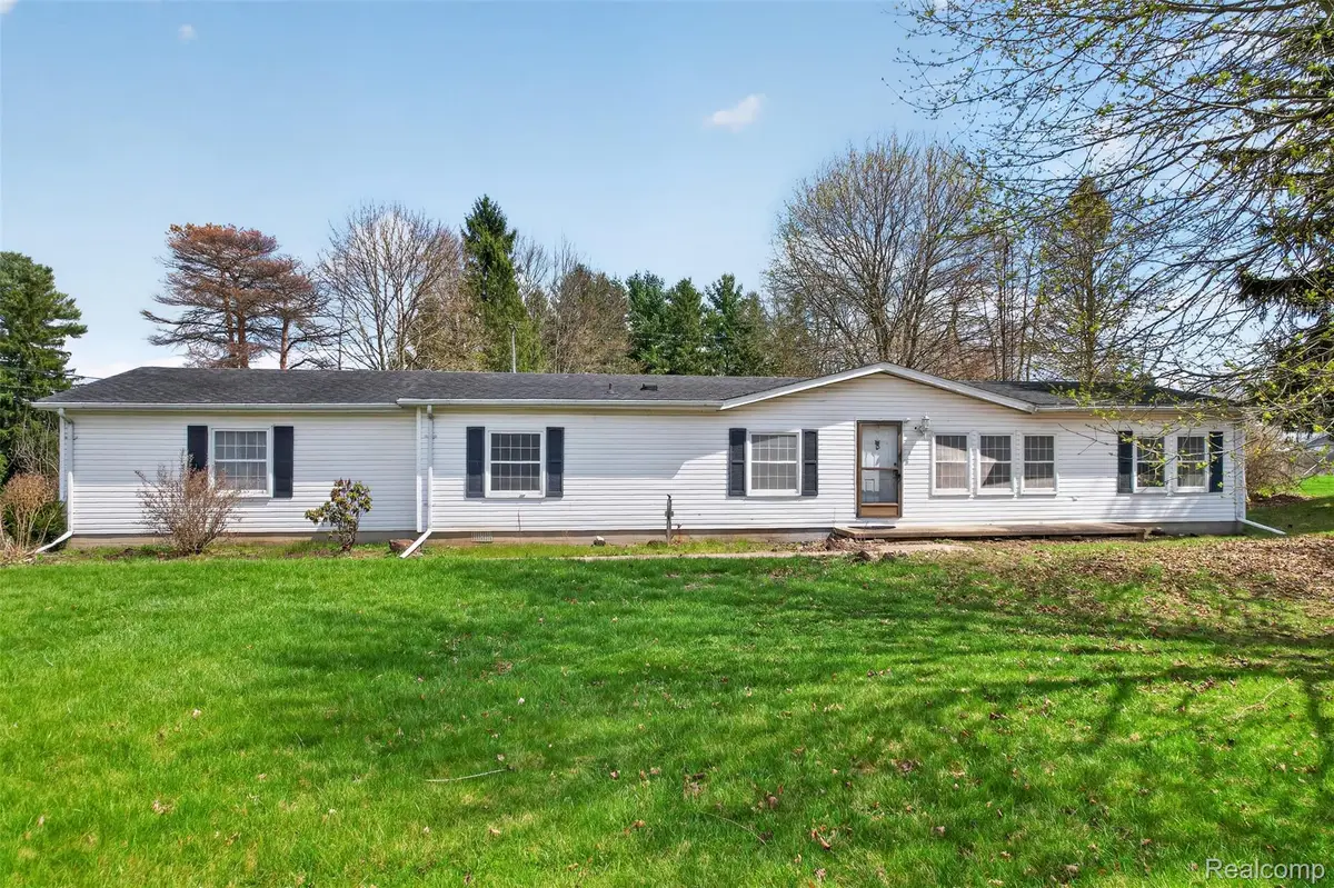 11011 Hamburg Road, Hamburg, MI 48189 - #1