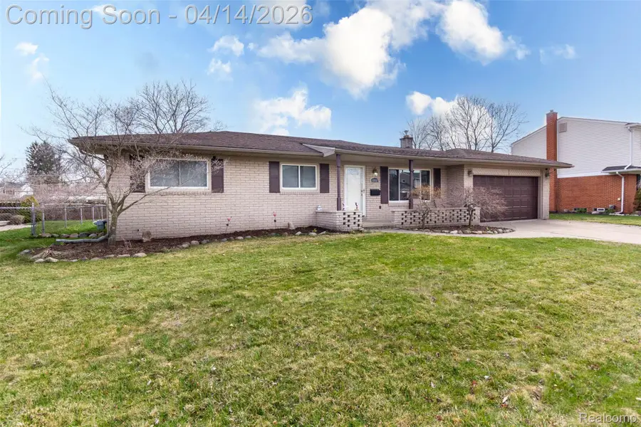 30087 Lyndon Street, Livonia, MI 48154 - #2
