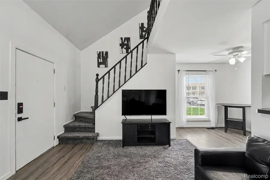 20036 Village Green Court, Brownstown, MI 48183 - #3