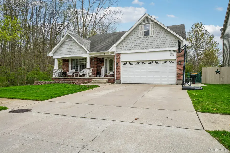 23882 Monroe Street, Armada, MI 48005 - #2