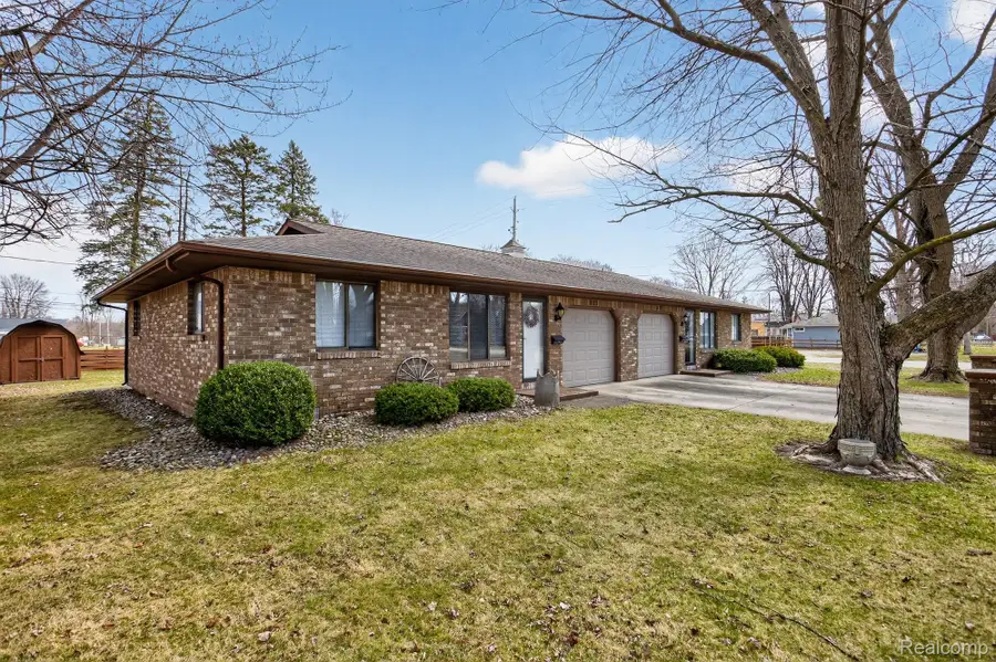 225 Charles Street, Saint Charles, MI 48655 - #3