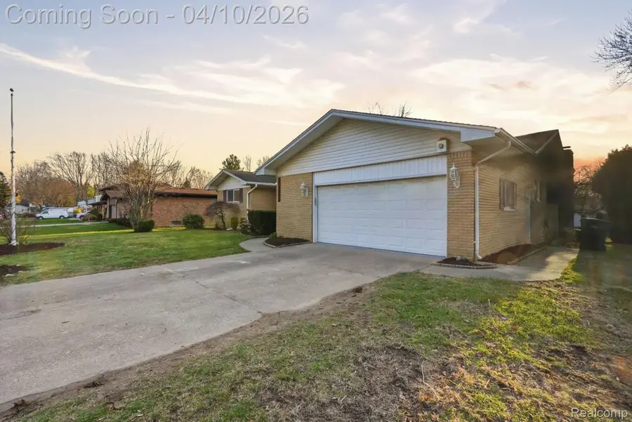 25524 Cortez Street, Harrison, MI 48045 - #3