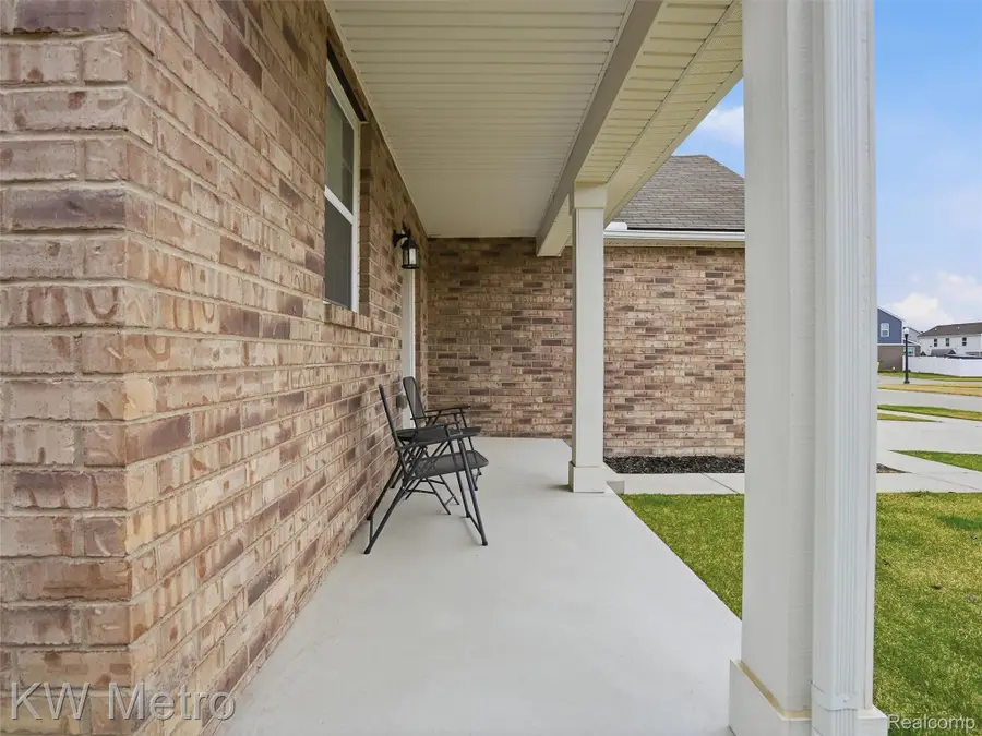48672 Ivory Orchard Drive, Macomb, MI 48042 - #3