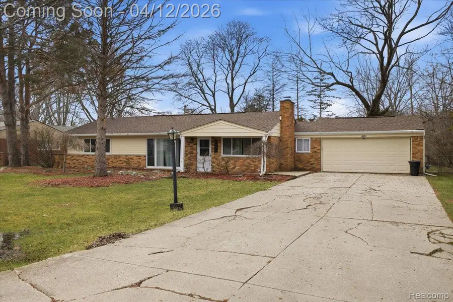 2455 Ivanhoe Drive, West Bloomfield, MI 48324 - #3