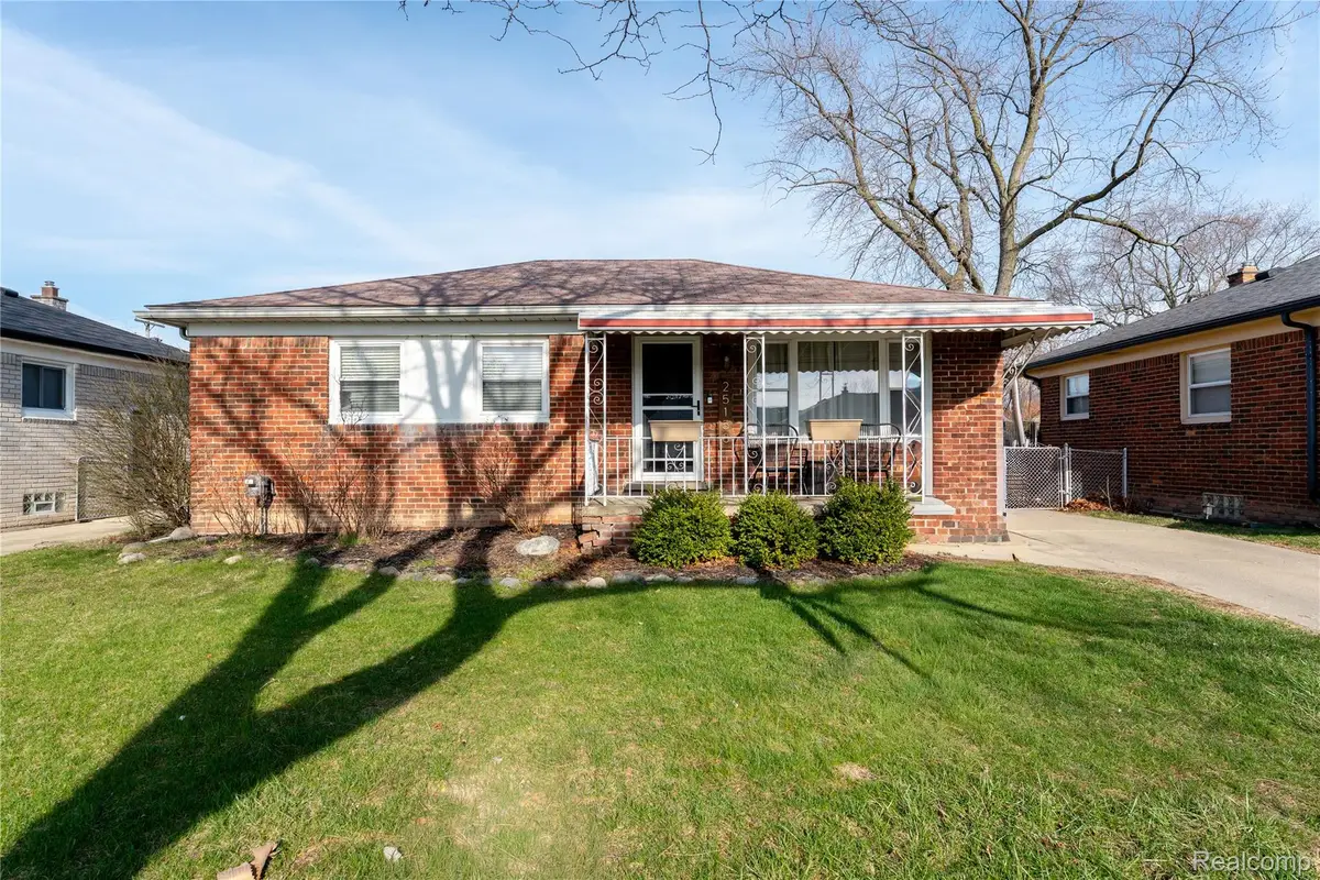 25158 Arlington Street, Roseville, MI 48066 - #1