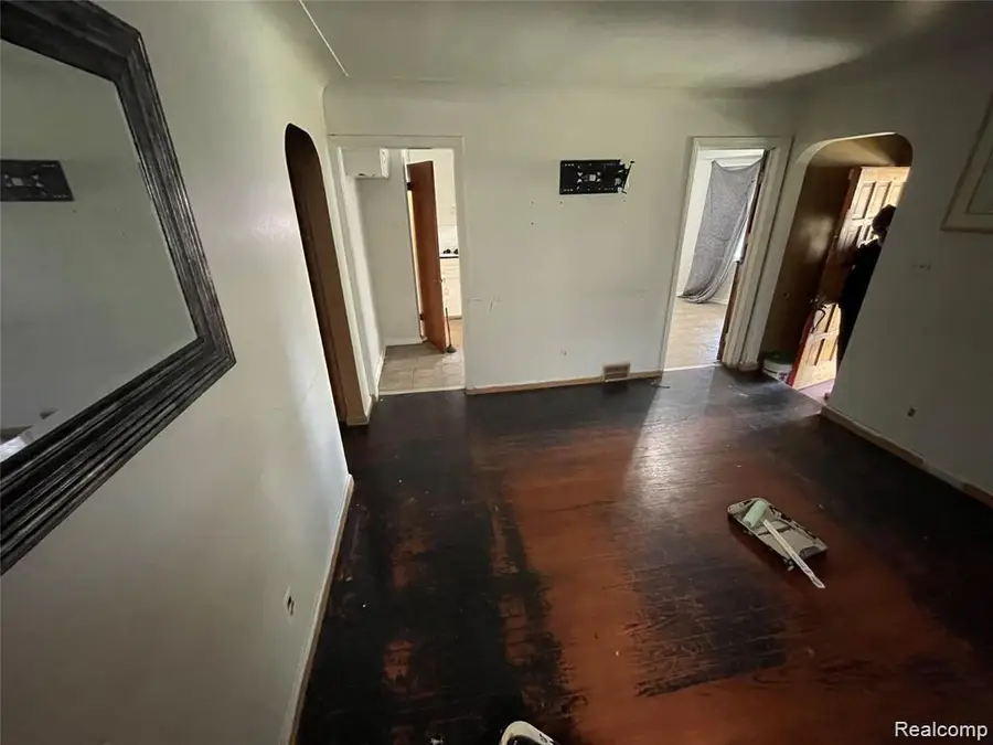 19408 Goulburn Street, Detroit, MI 48205 - #2
