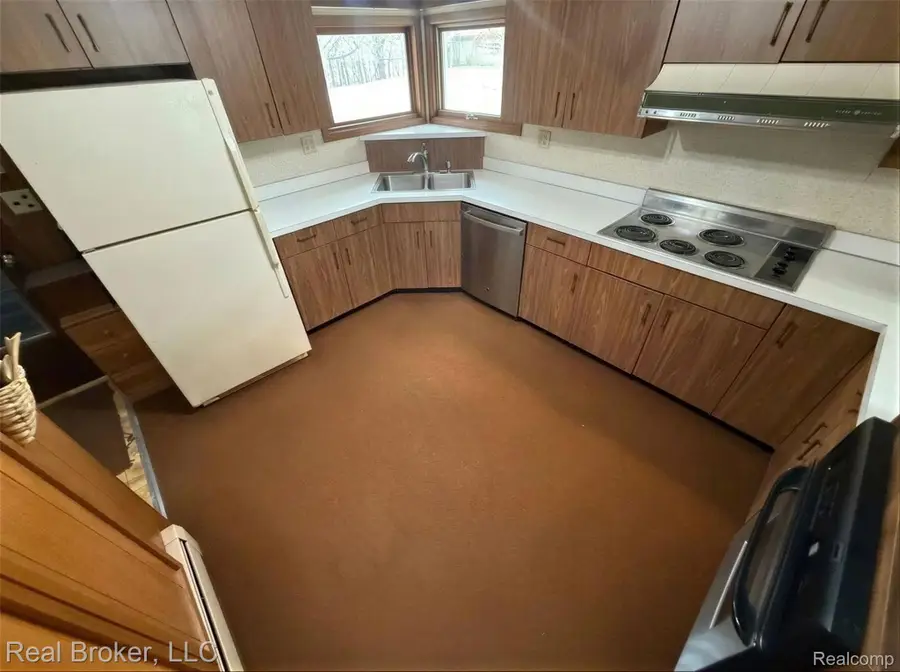 1802 N Elba Road, Lapeer, MI 48446 - #3