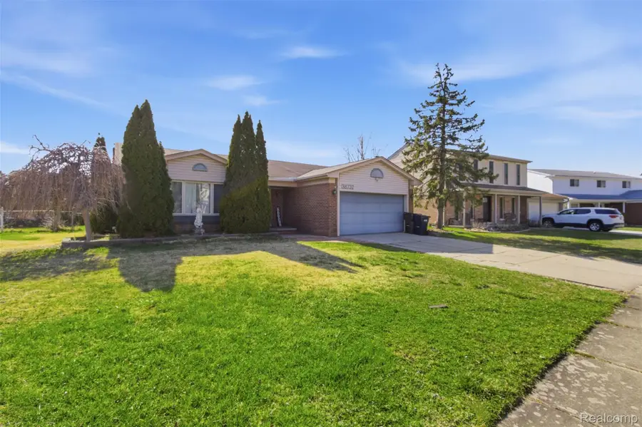 38737 Woodmont Drive, Sterling Heights, MI 48310 - #2