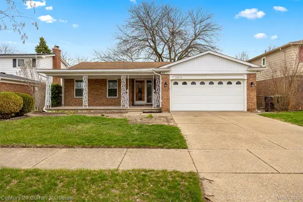 12215 Manor Drive, Southgate, MI 48195