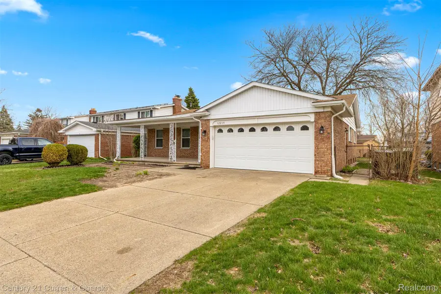 12215 Manor Drive, Southgate, MI 48195 - #2