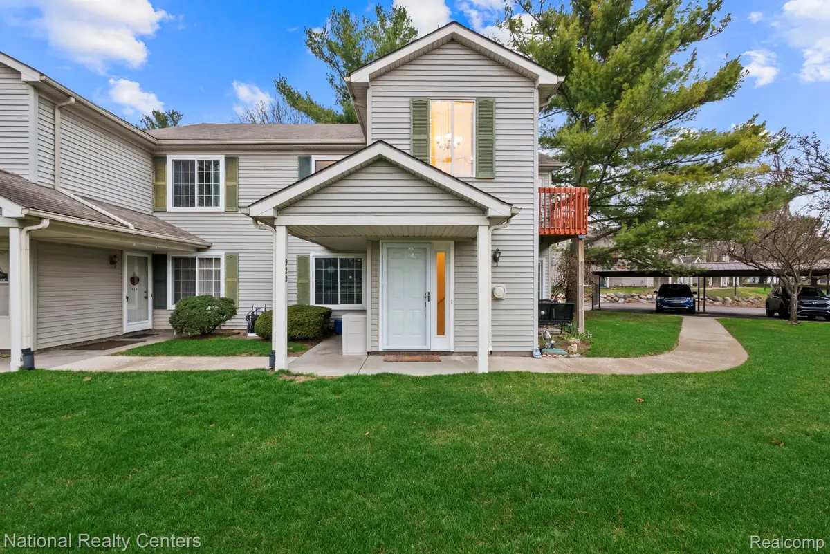 924 Saybrook Drive, Waterford, MI 48327 - #1
