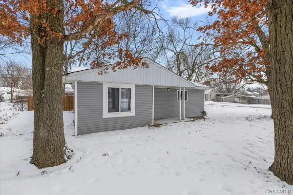 3061 Culbertson Avenue, RochesterHills, MI 48307