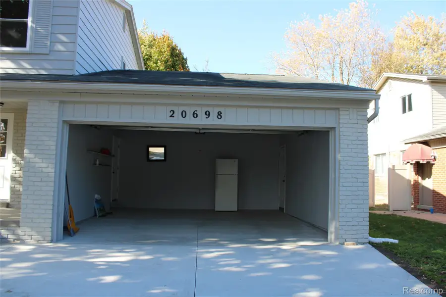 20698 Coachwood Road, Riverview, MI 48193 - #3
