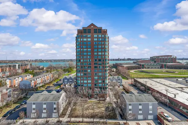 3320 Spinnaker Lane #15F, Detroit, MI 48207